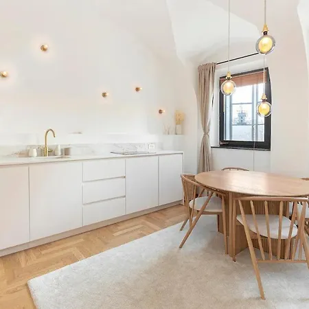 Appartement Razkosno Stanovanje Na Grajskem Gricu Ljubljana